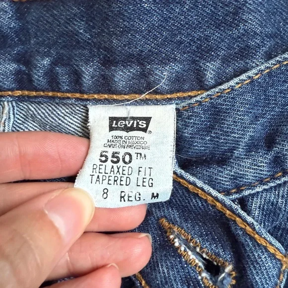 Levi's 550 Blue Taper Leg Jeans Classic Solid Wash - Picture 2 of 3